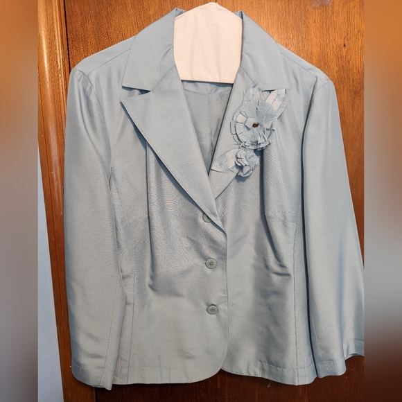 Pale Blue and Chocolate Brown 100% Silk Suit - Picture 2 of 6